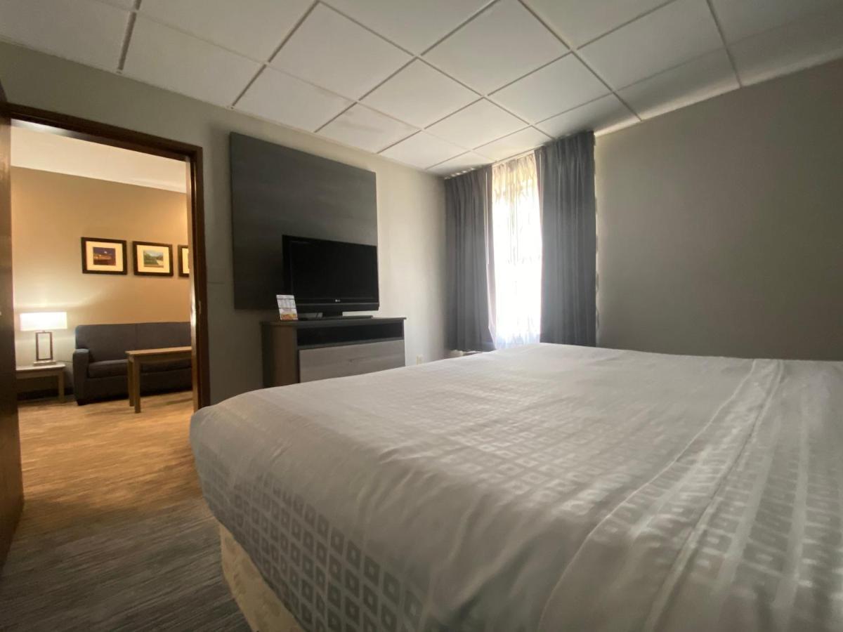 Baymont By Wyndham Lafayette - Purdue University Экстерьер фото