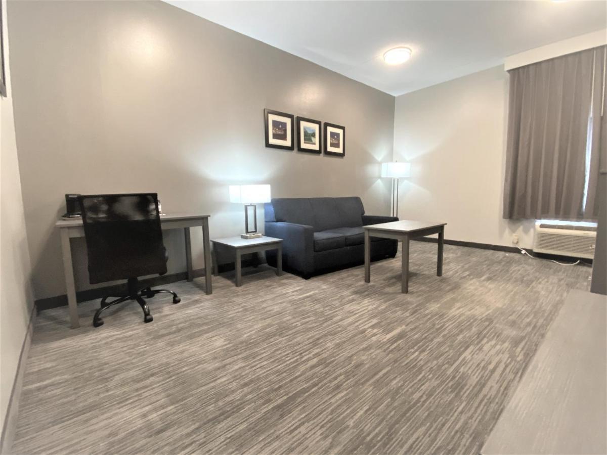 Baymont By Wyndham Lafayette - Purdue University Экстерьер фото
